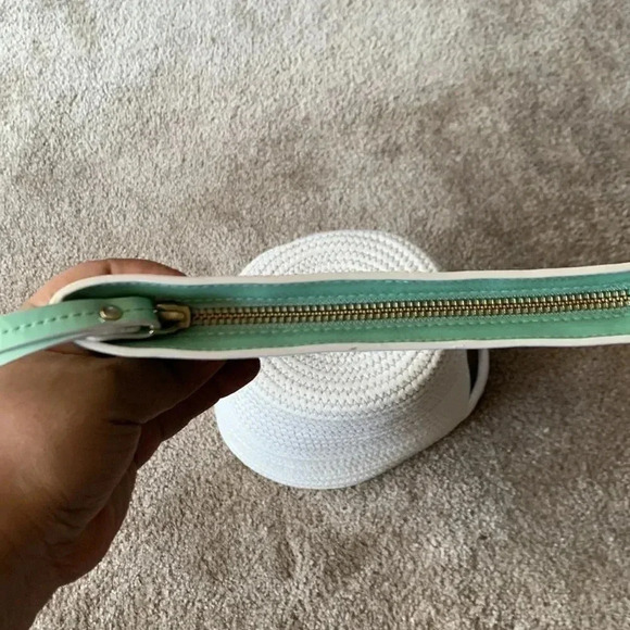 Kate Spade Zippered Coastline Chrissy Green Pasadena clutch - Picture 6 of 6